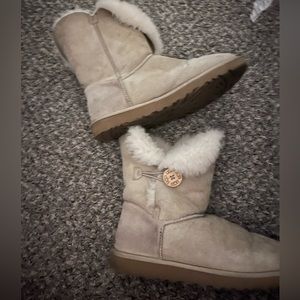 Uggs